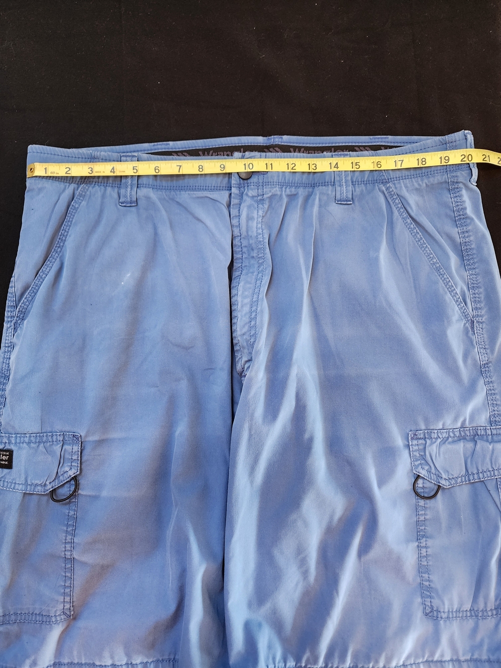 Wrangler Men's Light Blue Cargo Shorts. Size 40, Good Condition - Picture 7 of 10